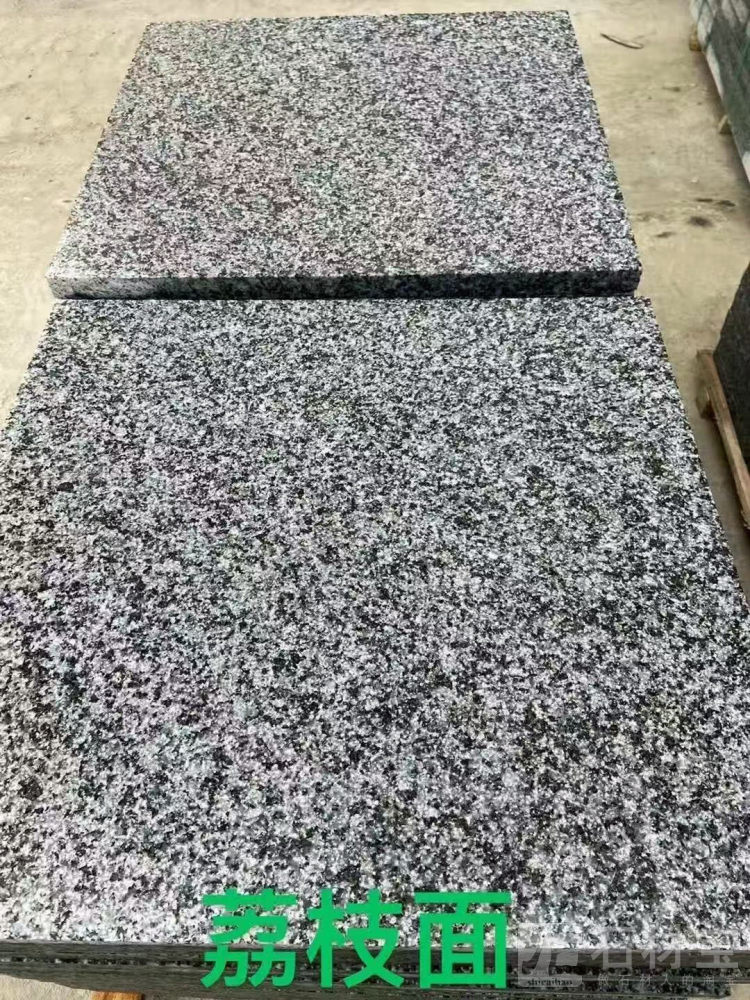芝麻黑荔枝面