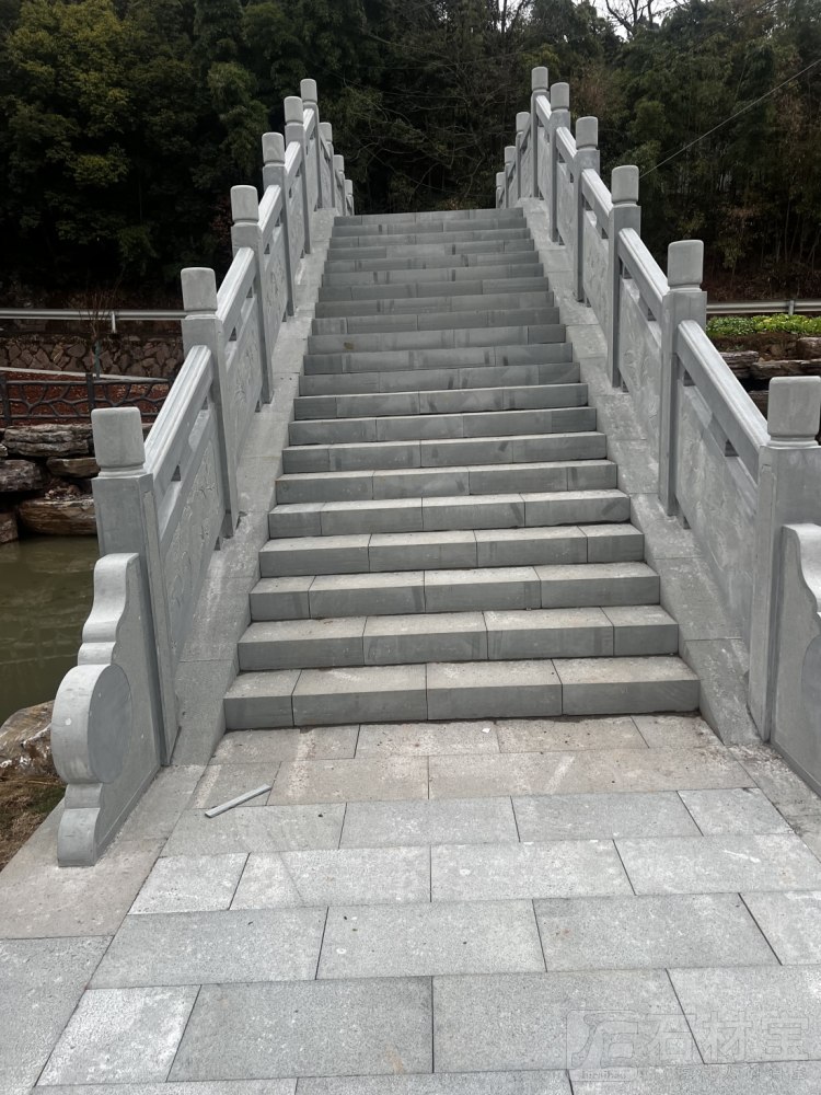 石桥