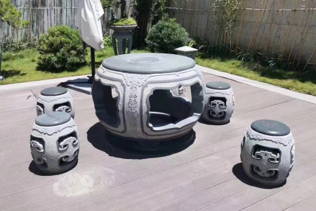 石桌椅