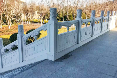 石栏杆