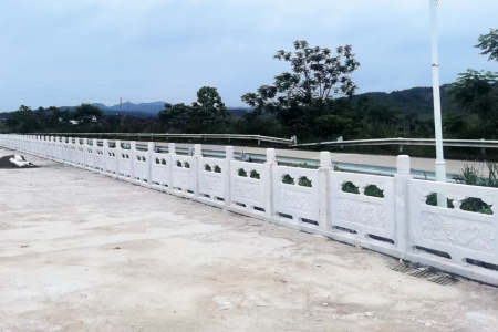石栏杆