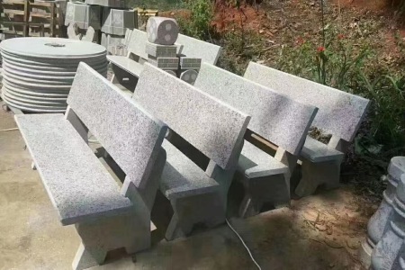 石桌椅