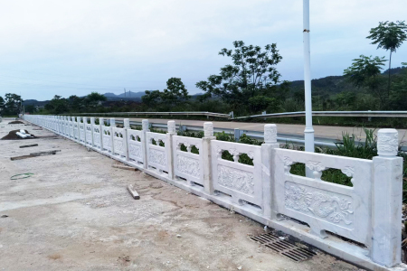 石栏杆