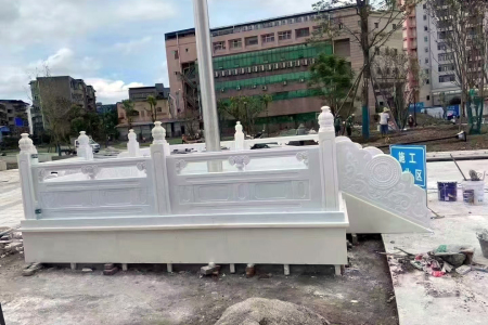 石栏杆