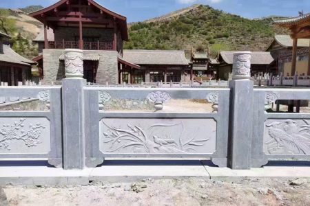 石栏杆