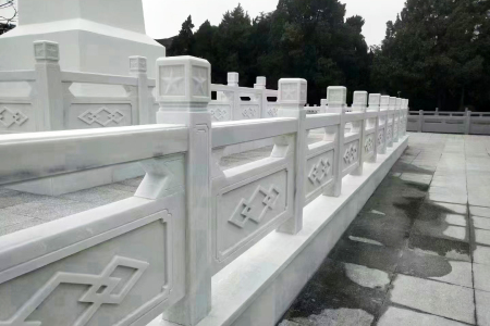 石栏杆