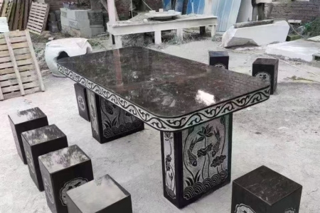 青石桌