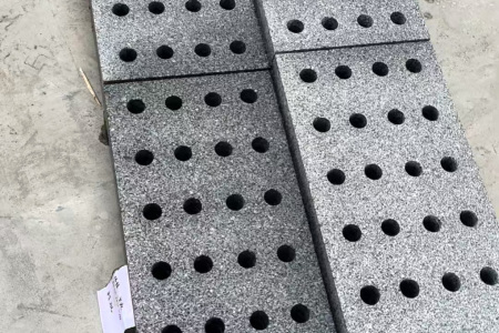 钟山青水沟盖板