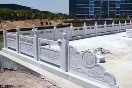 石栏杆
