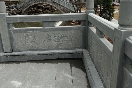 栏杆