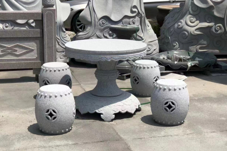 石桌椅