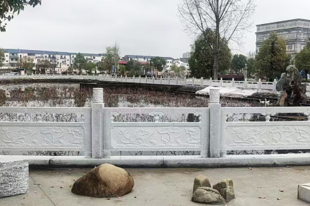 石栏杆