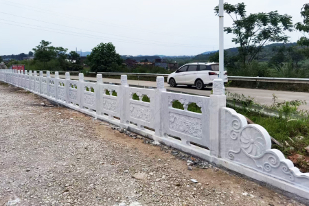 石栏杆