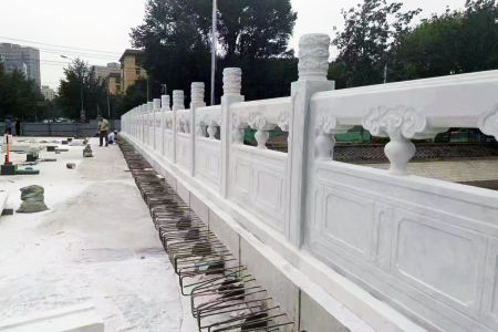 石栏杆