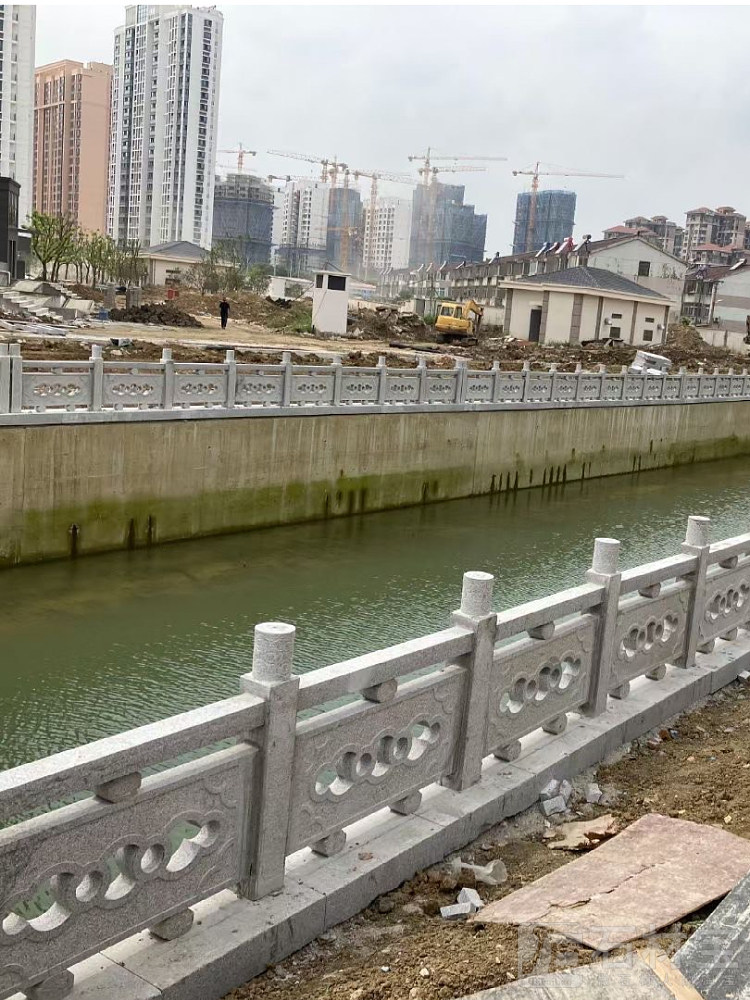 石栏杆