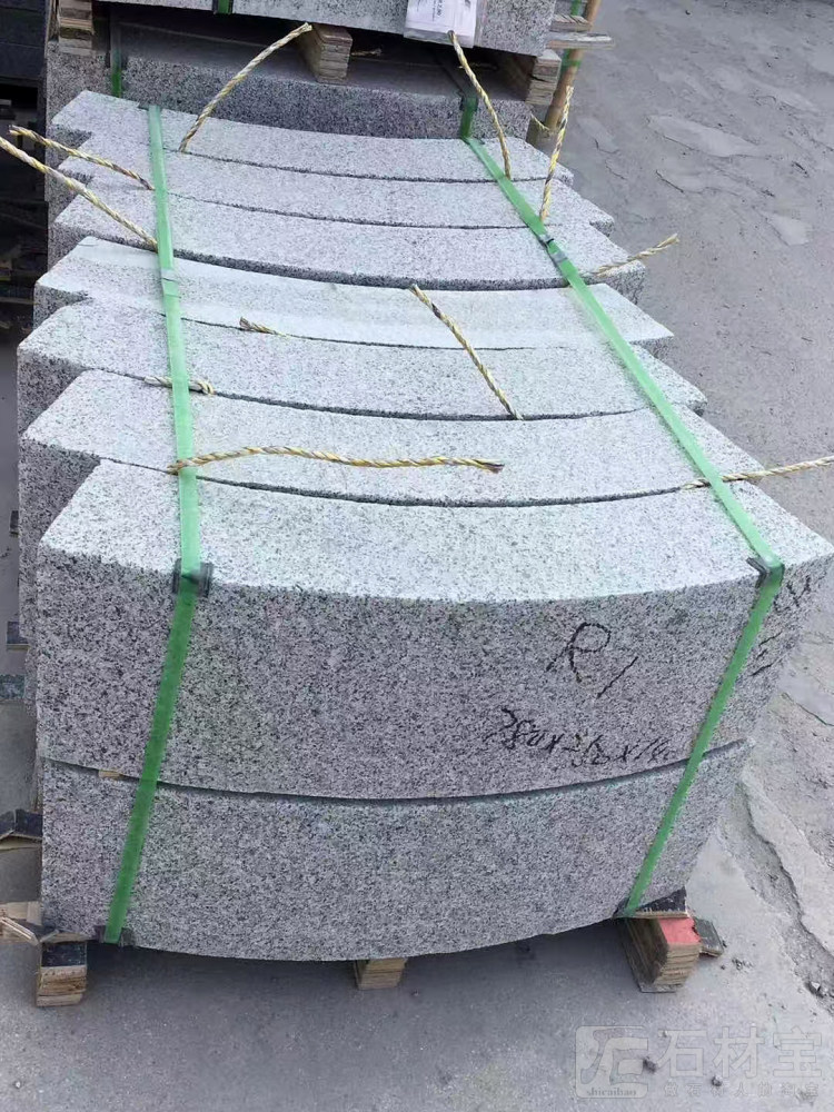 路沿石