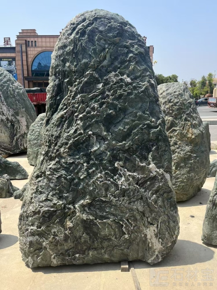 九龙玉景观石