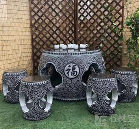 石桌椅