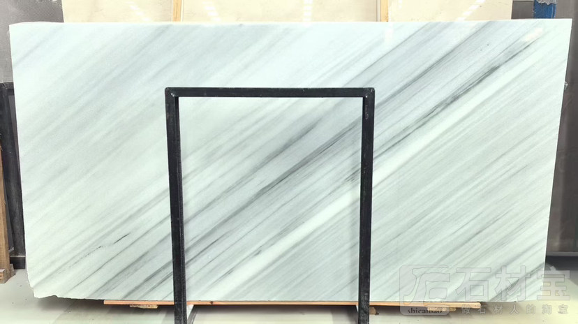 新磨哥伦比亚白斜纹 尺寸：240*125  5件  221平方 欢迎各位老板咨询[勾引][勾引][勾引] 24小时热线：18577113568