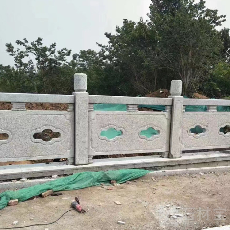 石栏杆