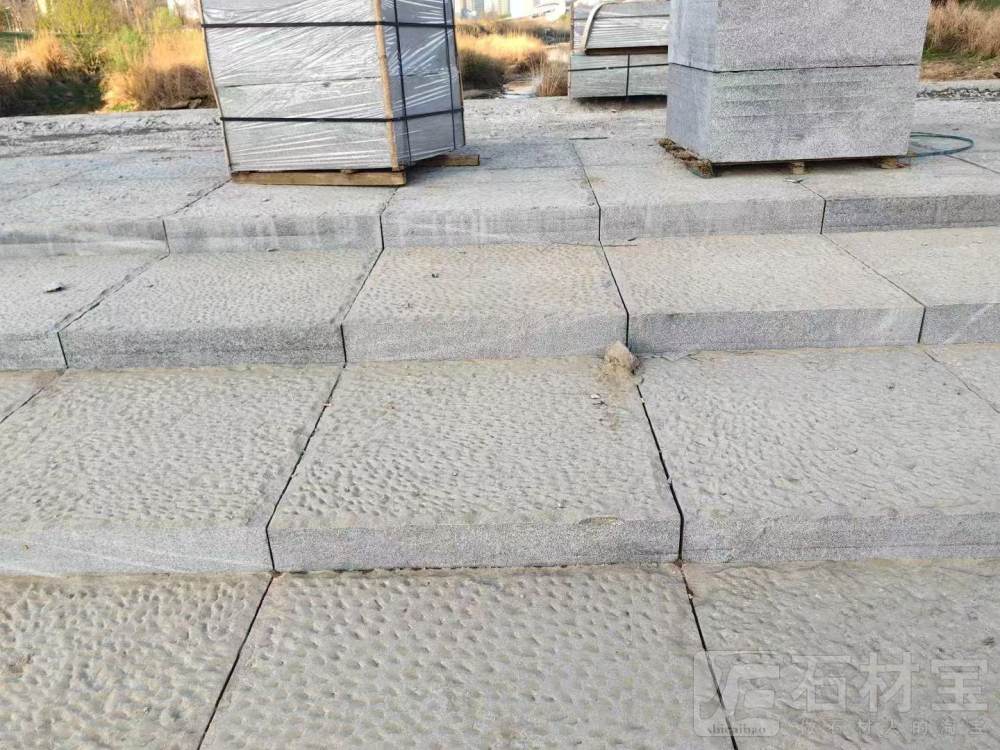 芝麻黑菠萝面