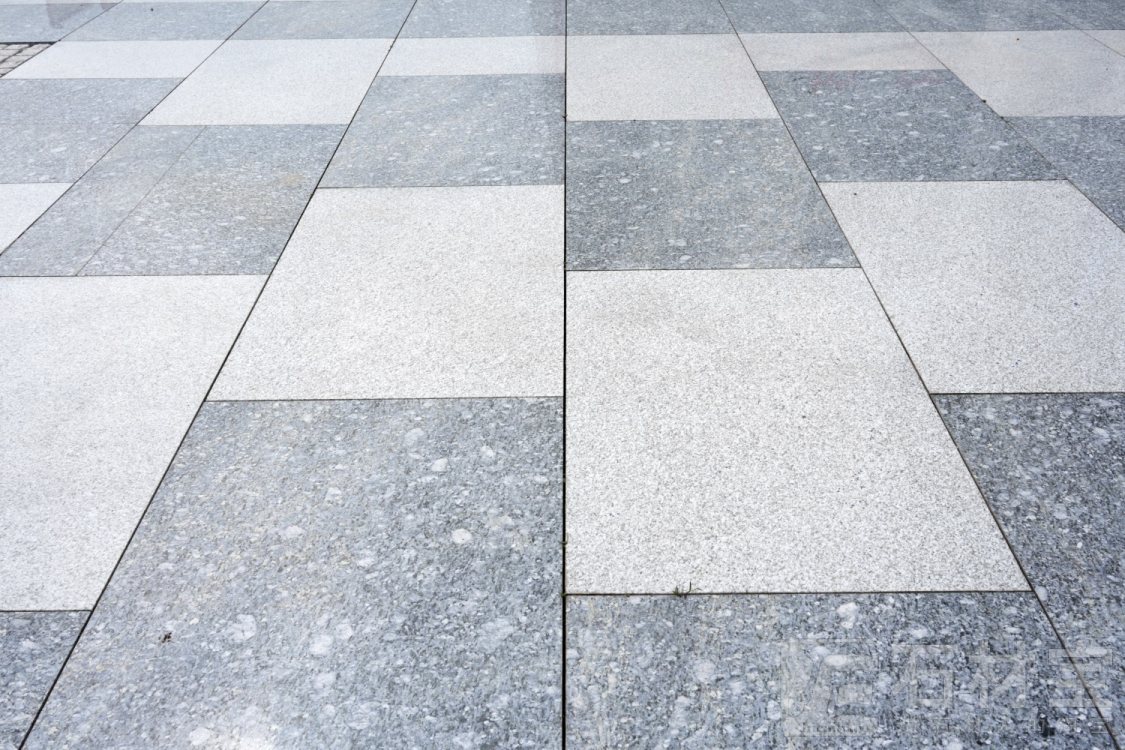 美国白金地铺石