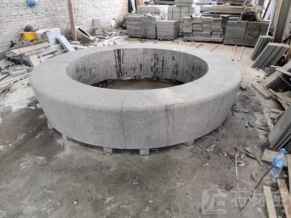 芝麻黑园林长凳