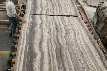 银灰洞