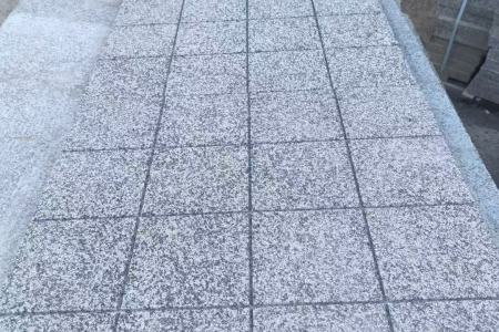 芝麻黑地铺石