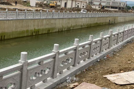 石栏杆