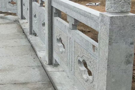 石栏杆