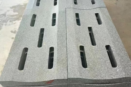 芝麻白水沟盖板