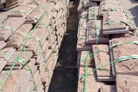 石岛红蘑菇石