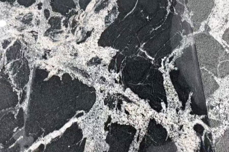 宝格丽黑