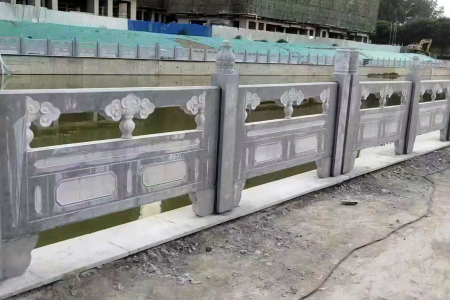 石栏杆