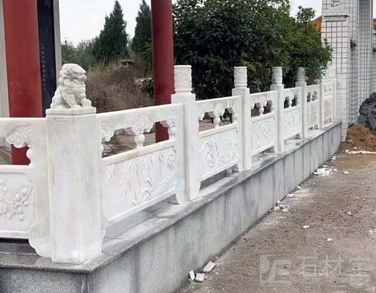 石栏杆