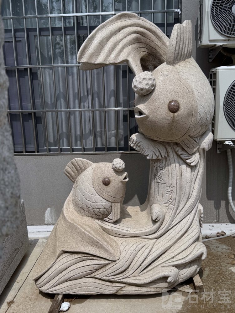 石雕锦鲤