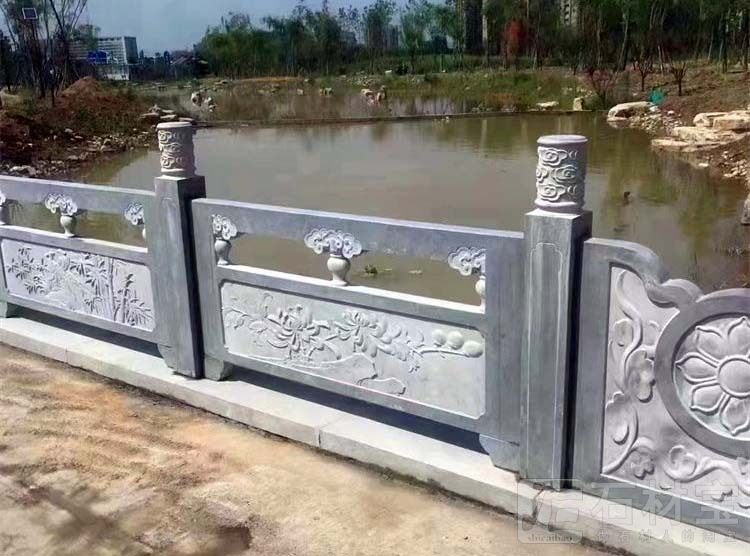 石栏杆