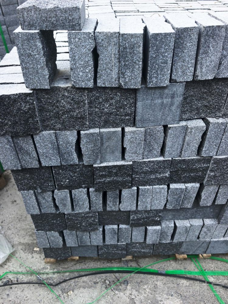 小方块马蹄石