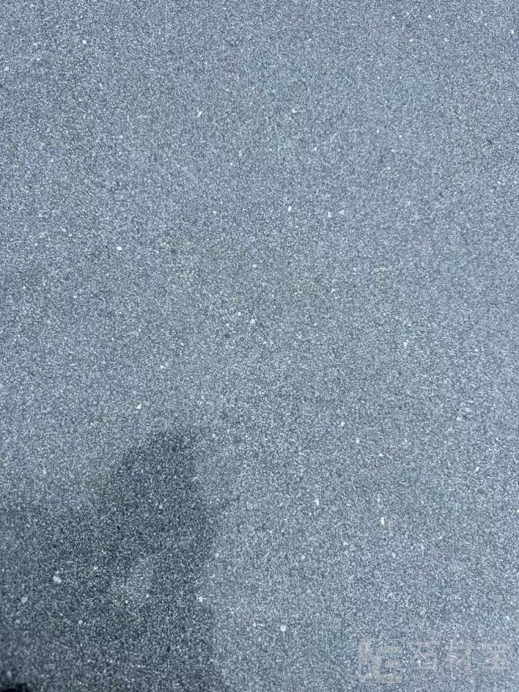 廉江芝麻黑