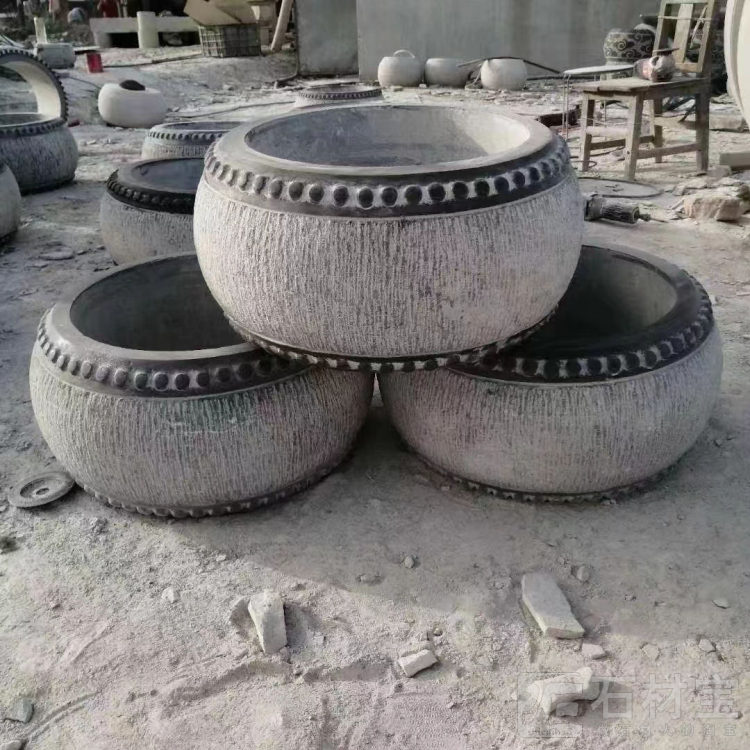 围柱石