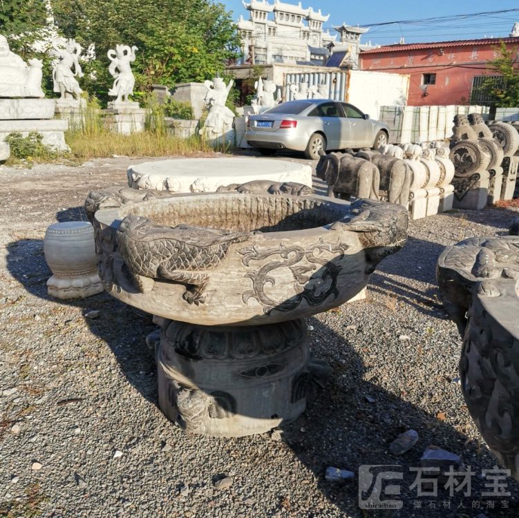 石雕花缸