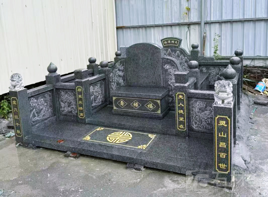 小蓝宝墓碑