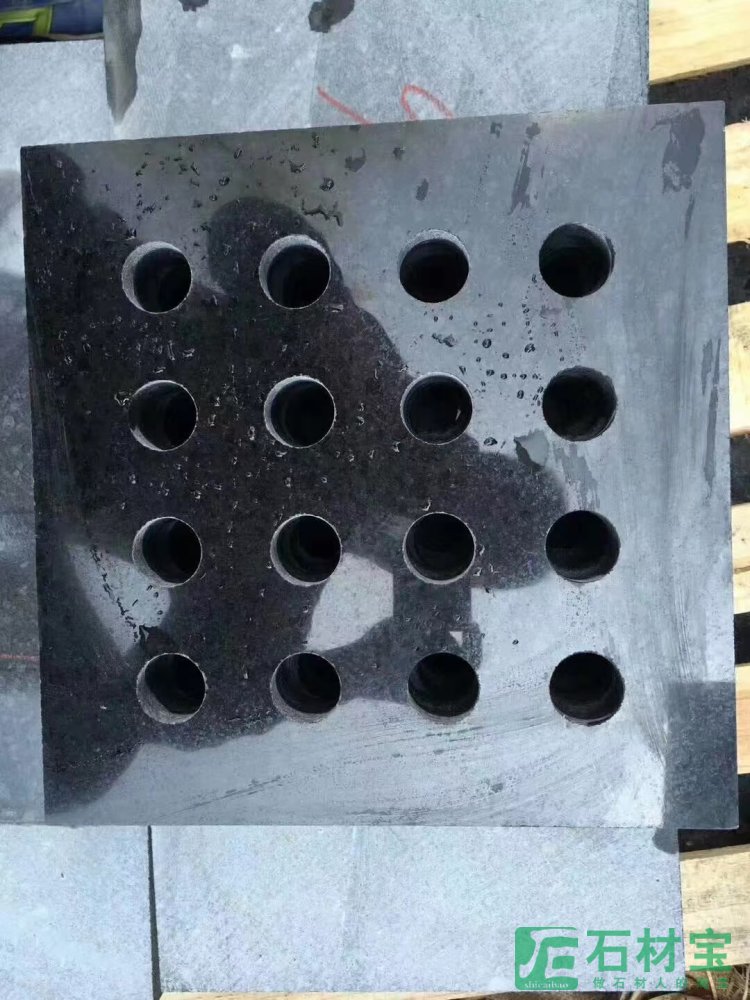 福鼎黑地漏石