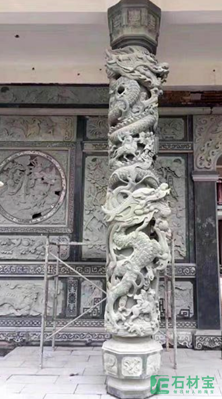 青石龙柱