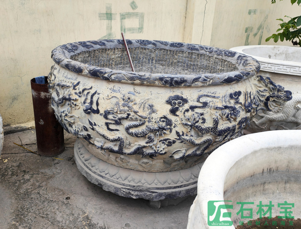 青石花钵
