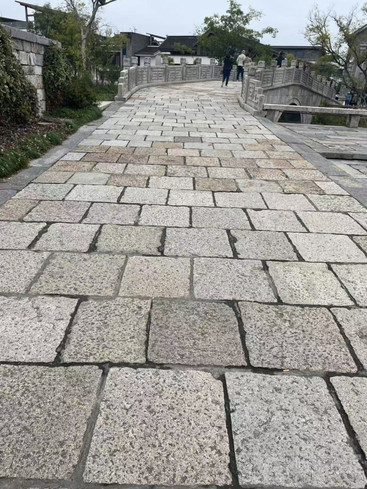 老石板