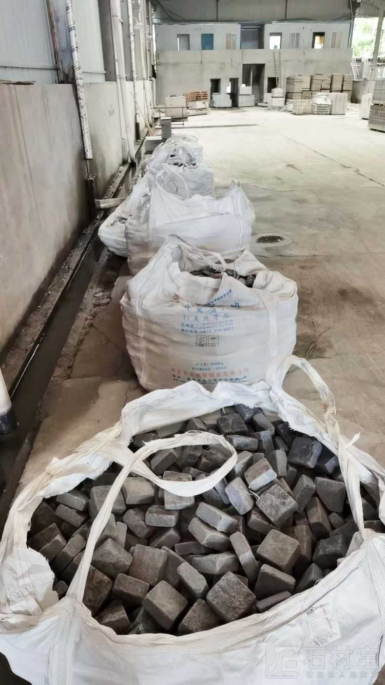 小方块马蹄石