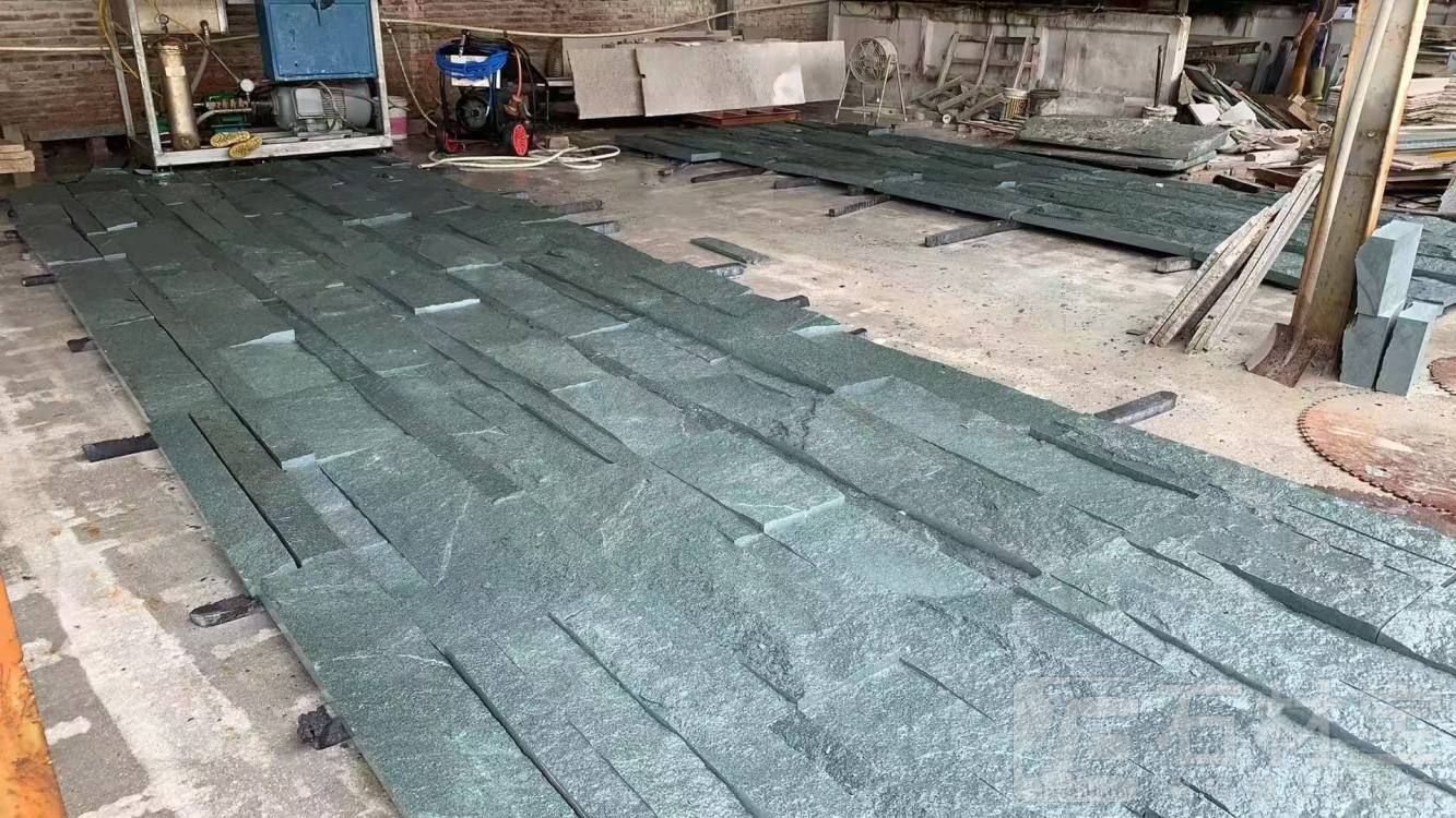 青石自然面