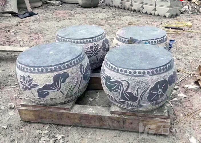 青石挡车石